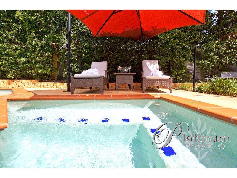 3 Duthie Court, Carindale QLD 4152