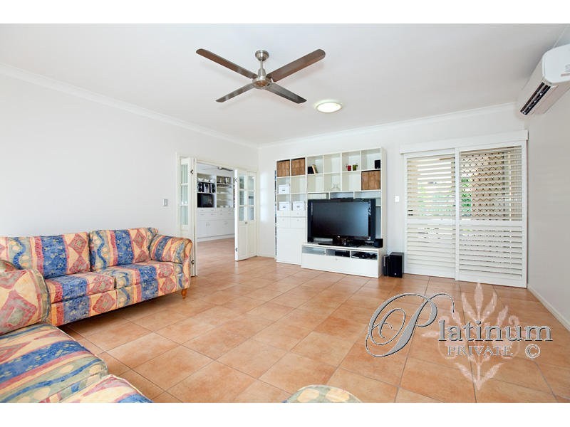3 Duthie Court, Carindale QLD 4152