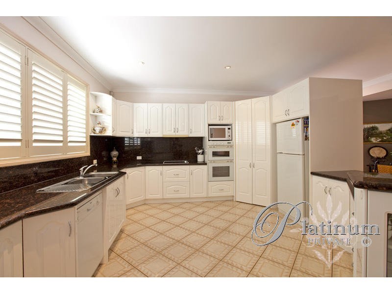 41 Oakmont Street, Carindale QLD 4152