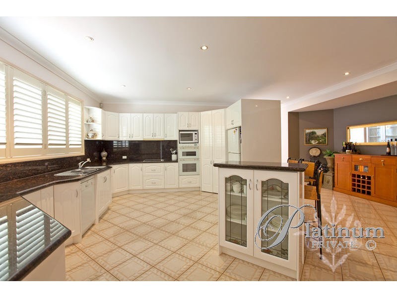 41 Oakmont Street, Carindale QLD 4152