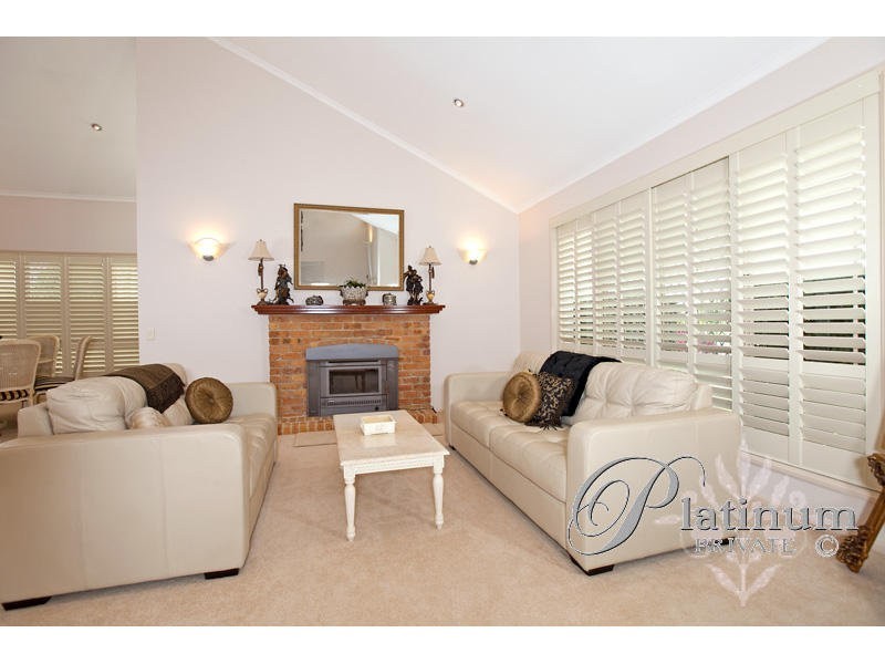 41 Oakmont Street, Carindale QLD 4152