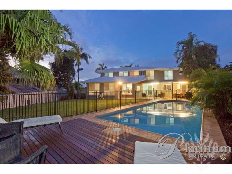 43 Eromanga Street, Carindale QLD 4152