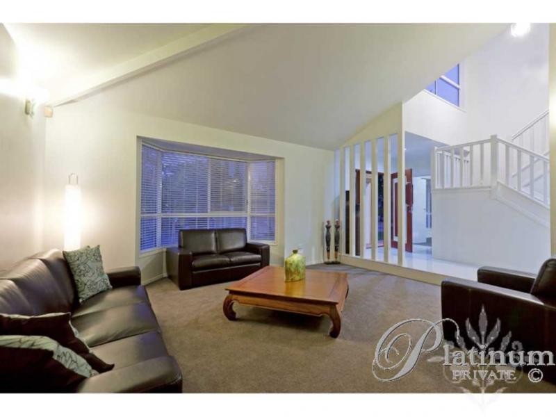 43 Eromanga Street, Carindale QLD 4152