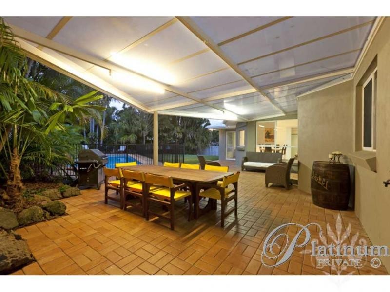 43 Eromanga Street, Carindale QLD 4152