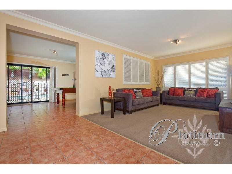 53 Kenilworth Place, Carindale QLD 4152