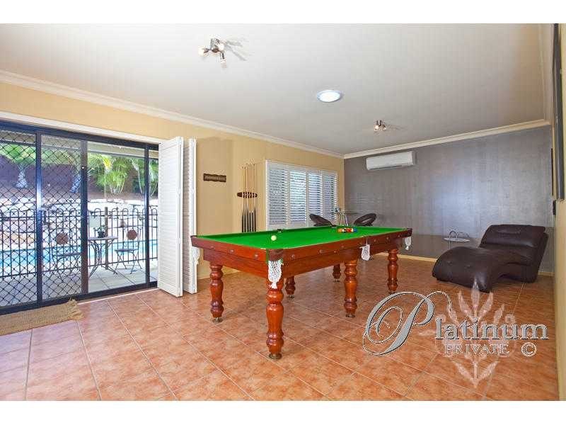 53 Kenilworth Place, Carindale QLD 4152