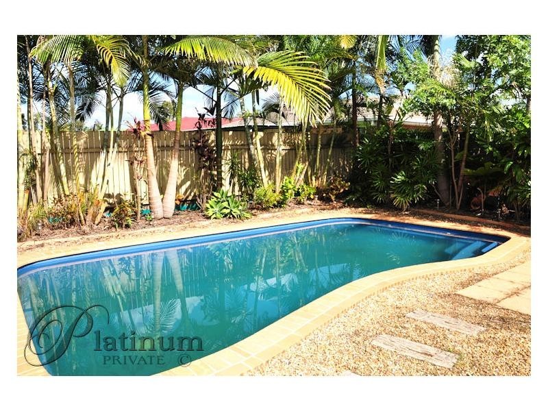 8 Brandon Street, Marsden QLD 4132