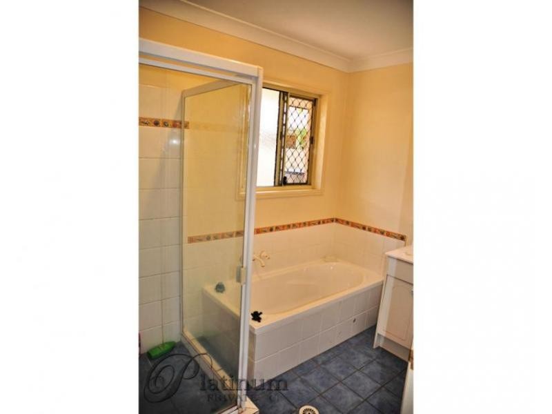8 Brandon Street, Marsden QLD 4132