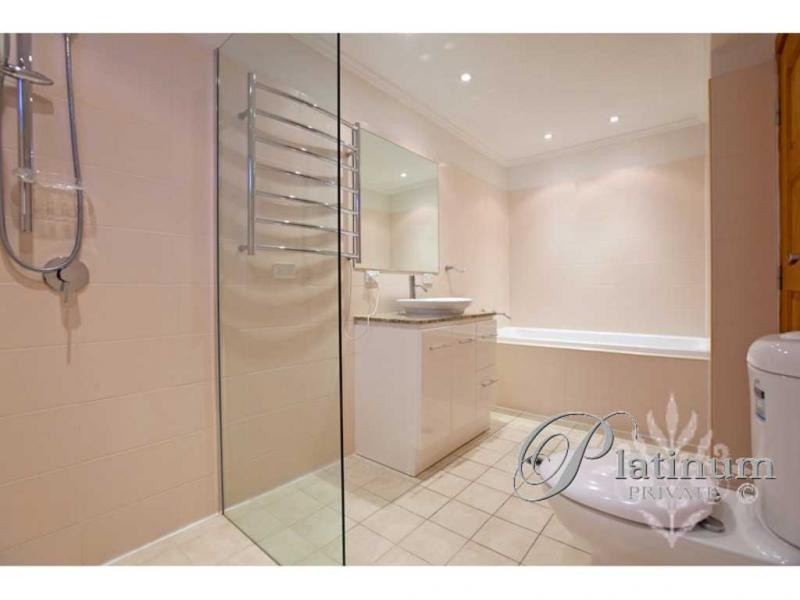 8 Moraunt Street, Carindale QLD 4152