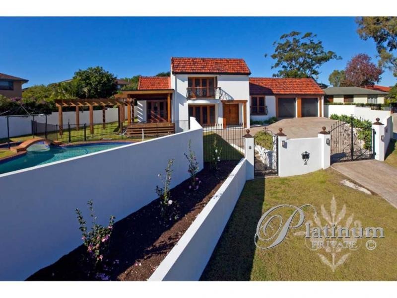 8 Moraunt Street, Carindale QLD 4152