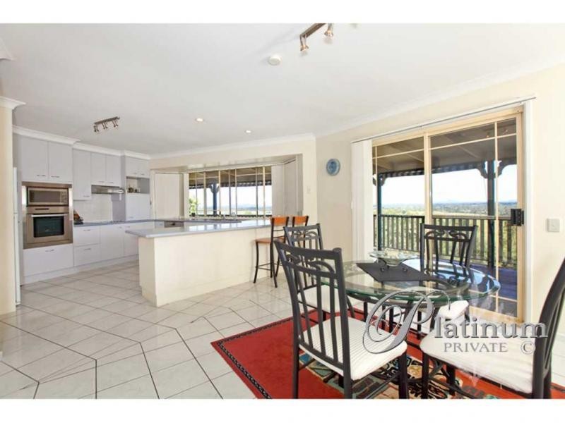74 Pohon Drive, Tanah Merah QLD 4128