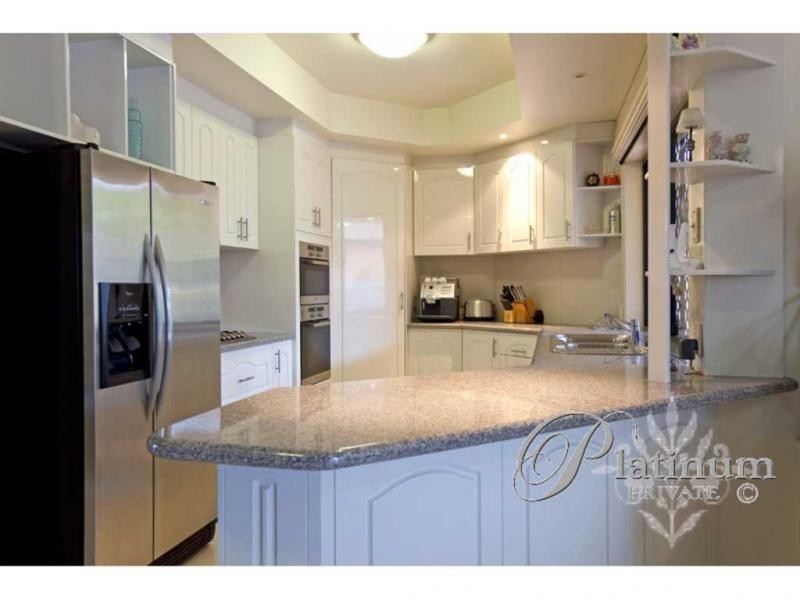 8 Turubul Crescent, Carindale QLD 4152