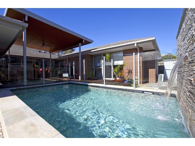 28 Torrens Crescent, Wakerley QLD 4154