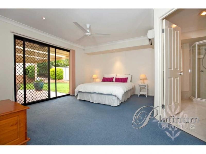 48 Kenilworth Place, Carindale QLD 4152