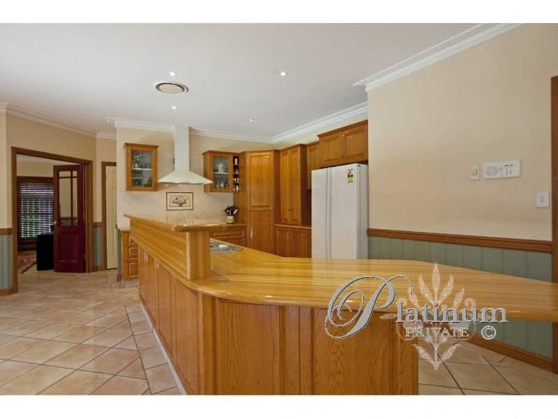 289 Cribb Road, Carindale QLD 4152