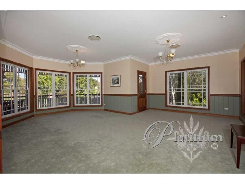 289 Cribb Road, Carindale QLD 4152