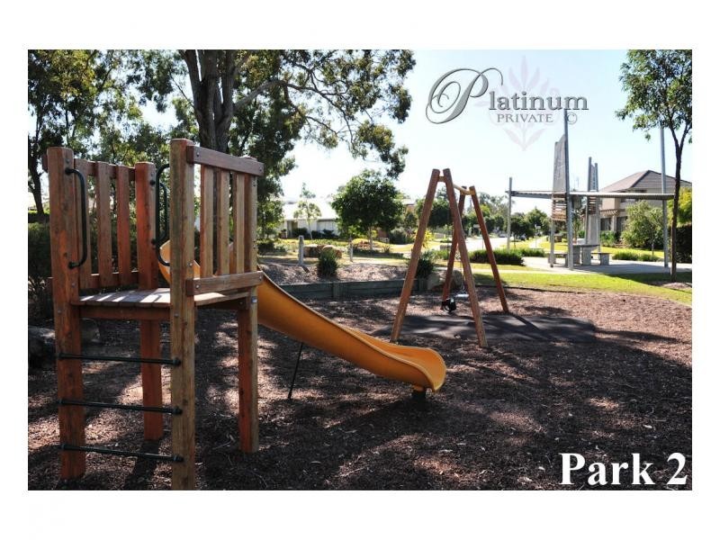 8 Torrens Crescent, Wakerley QLD 4154