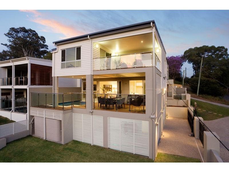 15 Teesdale Street, Corinda QLD 4075