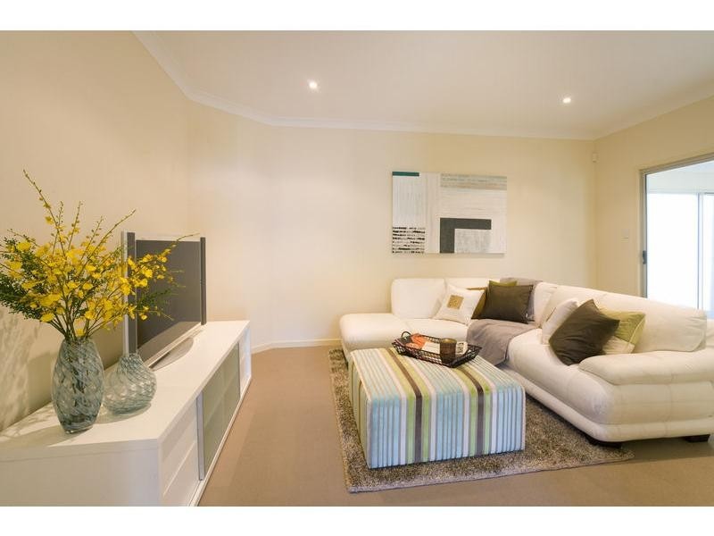 15 Teesdale Street, Corinda QLD 4075