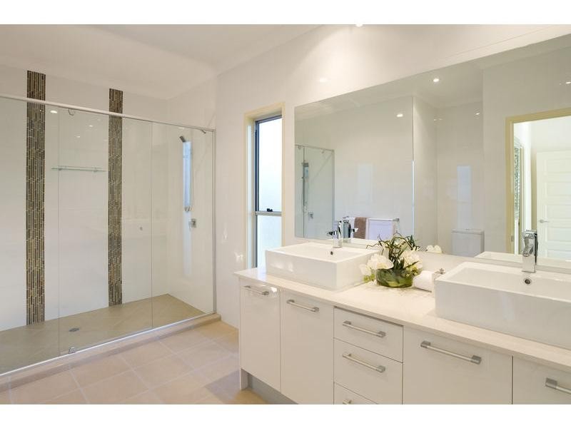 15 Teesdale Street, Corinda QLD 4075