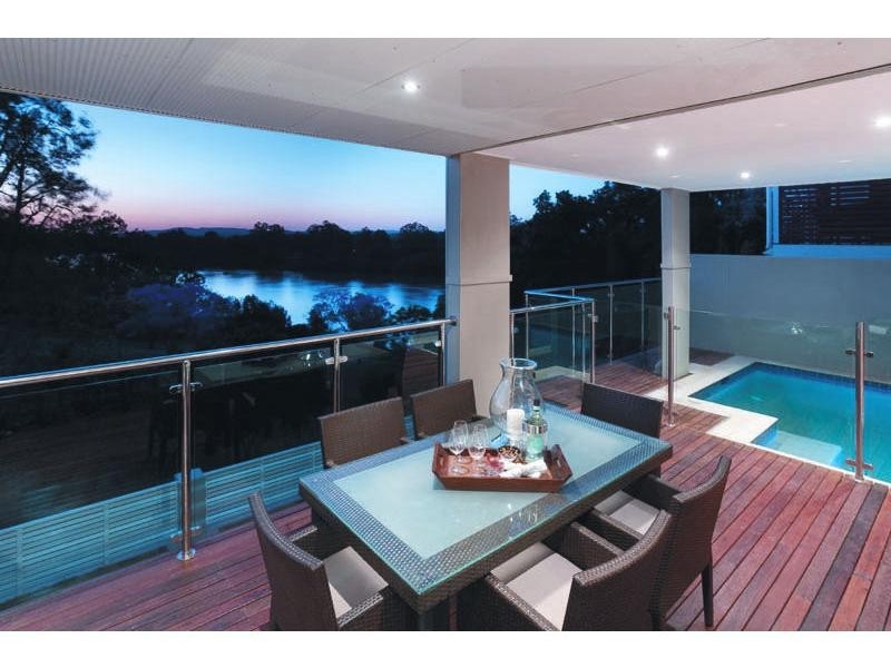 15 Teesdale Street, Corinda QLD 4075