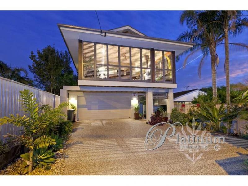 15 Stanley Road, Camp Hill QLD 4152