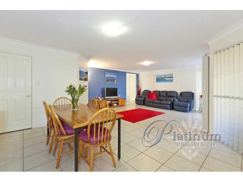 95 Gordon Crescent, Wakerley QLD 4154