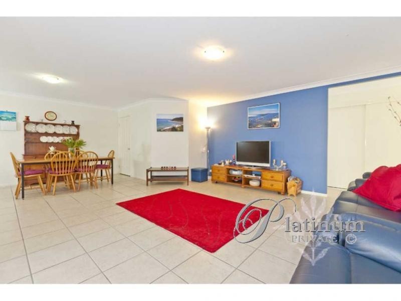 95 Gordon Crescent, Wakerley QLD 4154