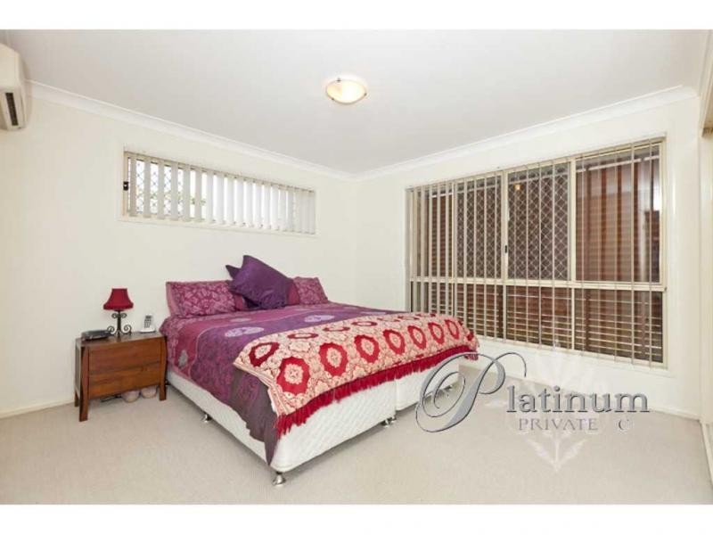 95 Gordon Crescent, Wakerley QLD 4154