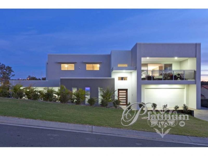 1 Yeates Close, Carindale QLD 4152