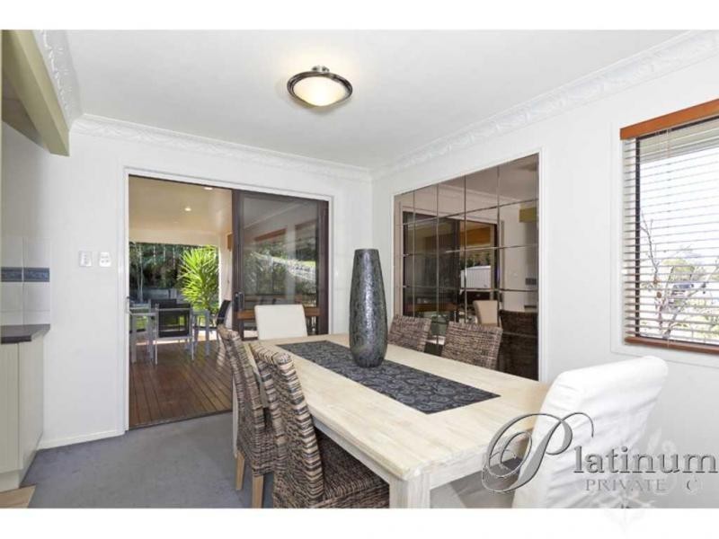 302 Gallipoli Road, Carina Heights QLD 4152
