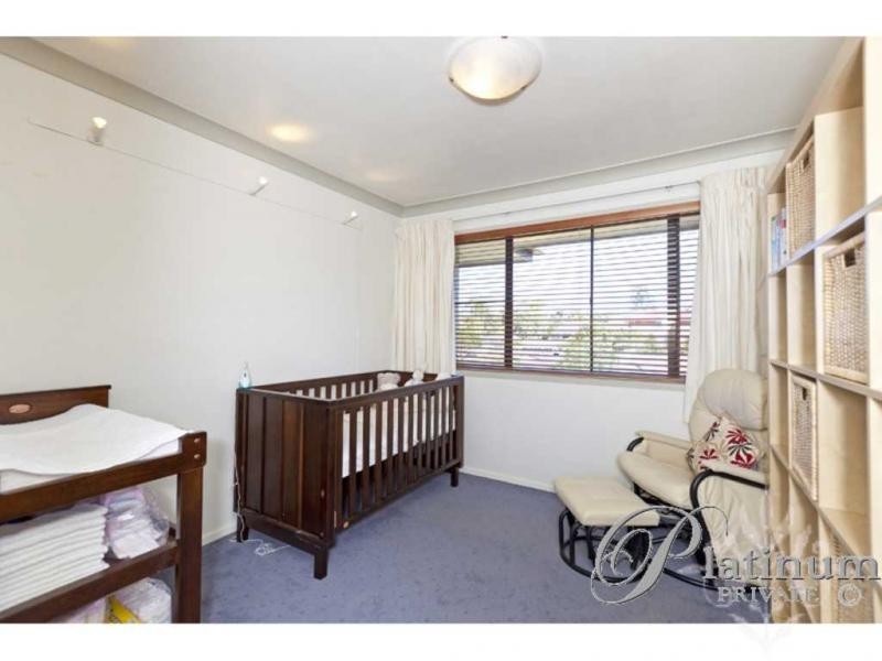 302 Gallipoli Road, Carina Heights QLD 4152