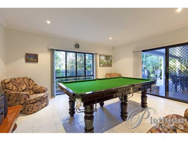 8 Rundle Place, Carindale QLD 4152