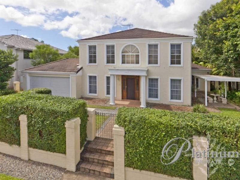 9 Turnberry Place, Carindale QLD 4152