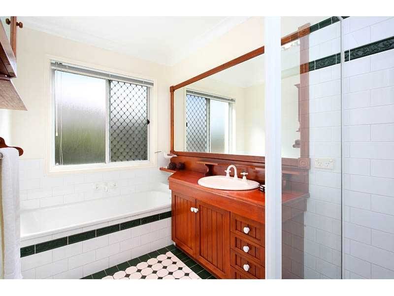 9 Turnberry Place, Carindale QLD 4152