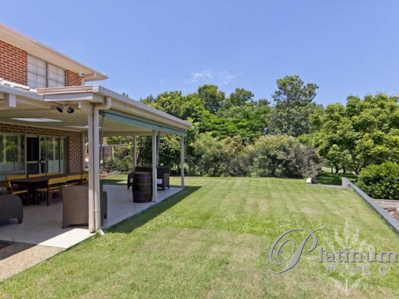 33 Eromanga Street, Carindale QLD 4152