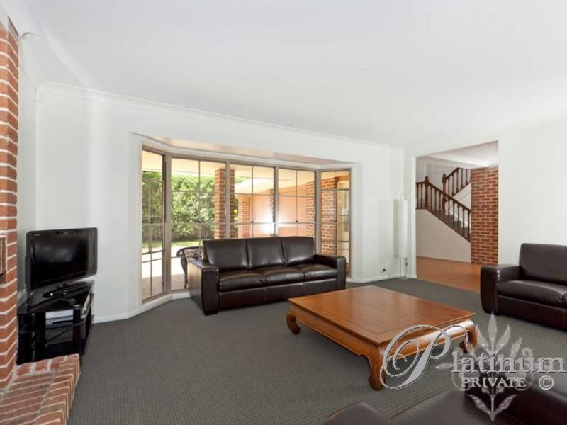 33 Eromanga Street, Carindale QLD 4152