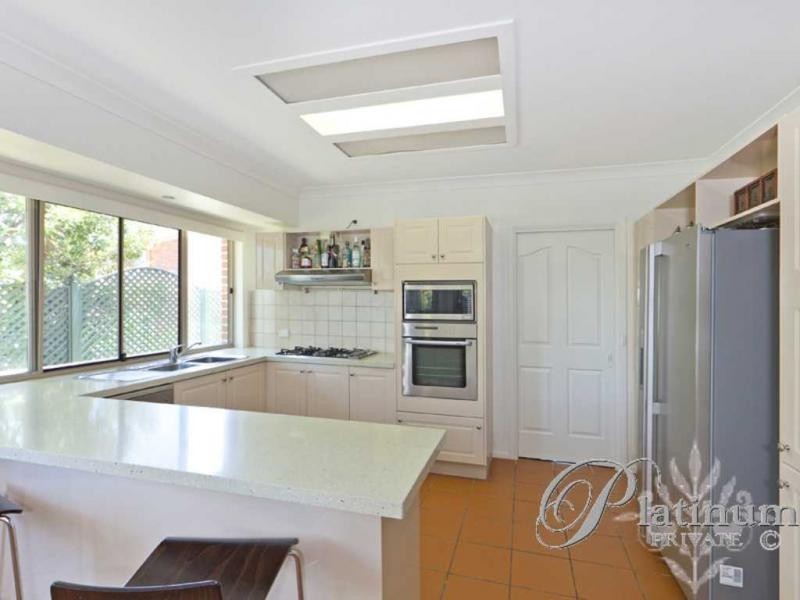 33 Eromanga Street, Carindale QLD 4152