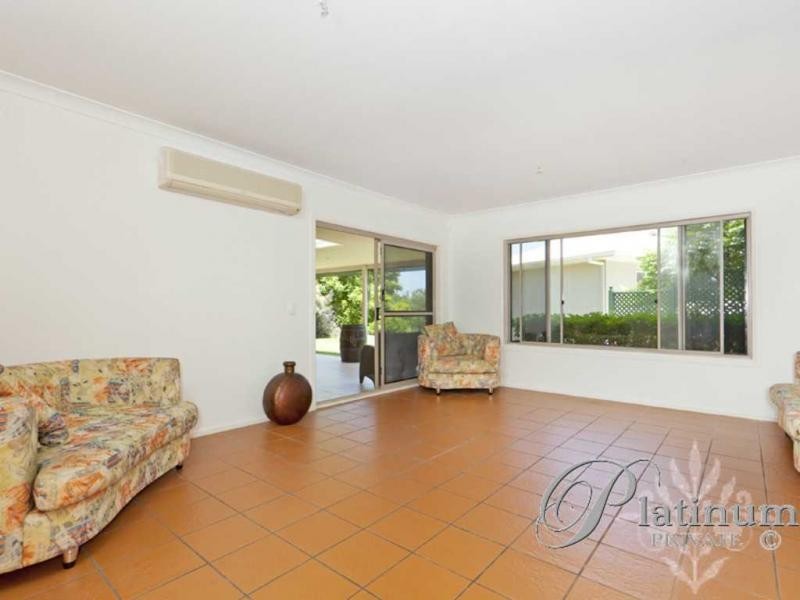 33 Eromanga Street, Carindale QLD 4152