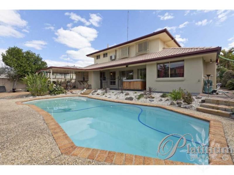 18 Talaroo Street, Carindale QLD 4152