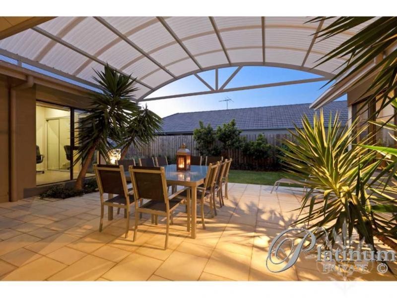 51 Mossvale Drive, Wakerley QLD 4154