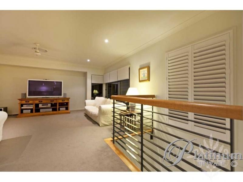 51 Mossvale Drive, Wakerley QLD 4154