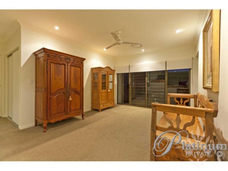 51 Mossvale Drive, Wakerley QLD 4154