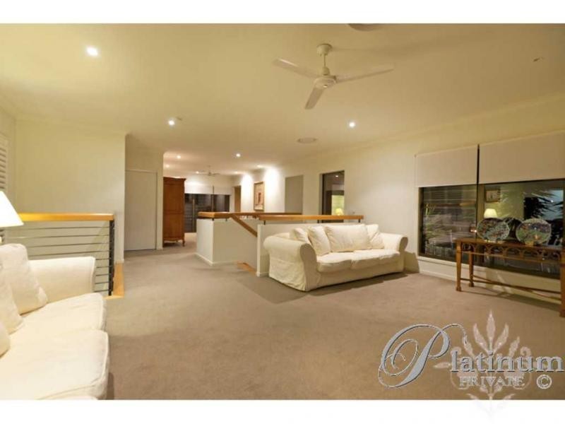 51 Mossvale Drive, Wakerley QLD 4154