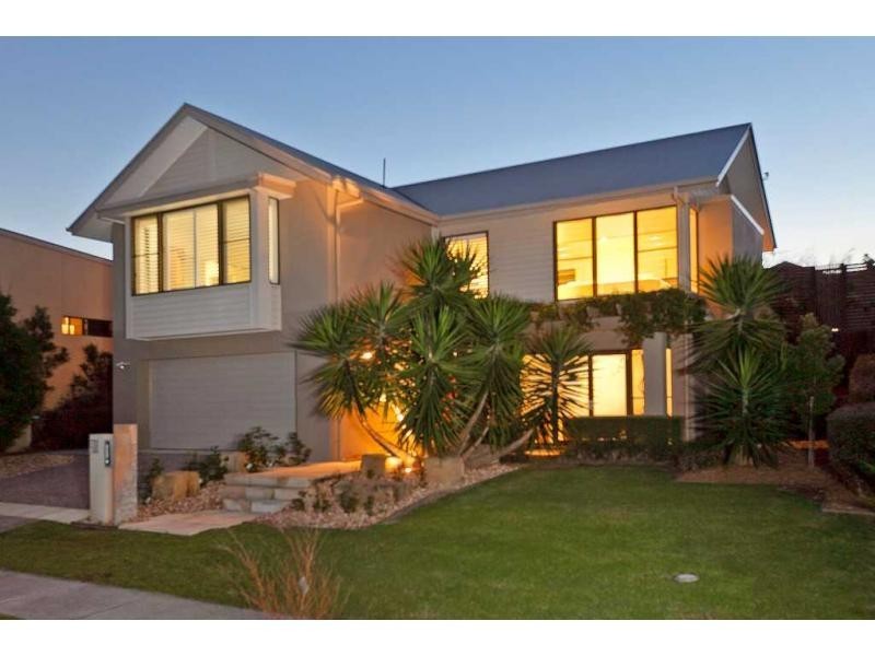 51 Mossvale Drive, Wakerley QLD 4154