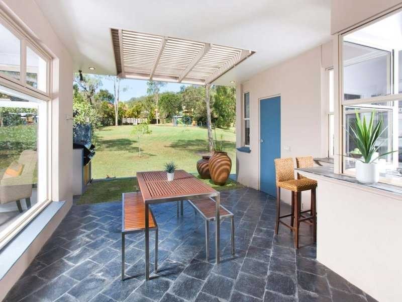 17 Breene Court, Carindale QLD 4152