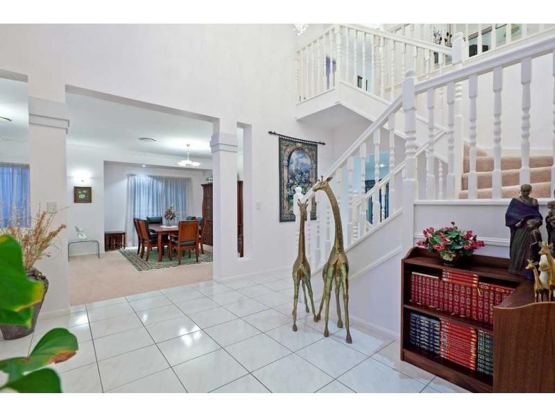 109 Delaney Circuit, Carindale QLD 4152