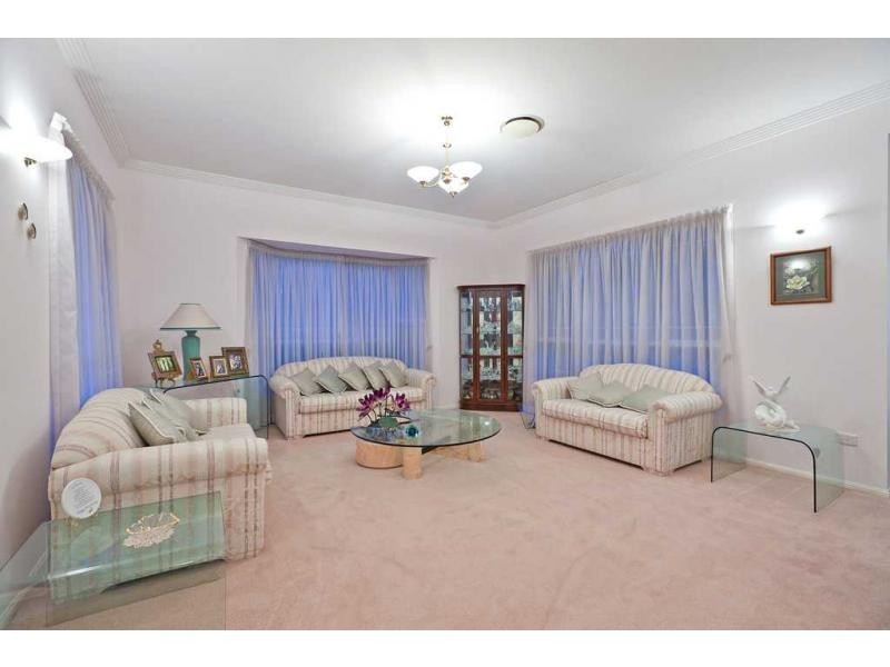 109 Delaney Circuit, Carindale QLD 4152