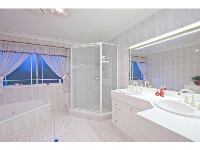 109 Delaney Circuit, Carindale QLD 4152