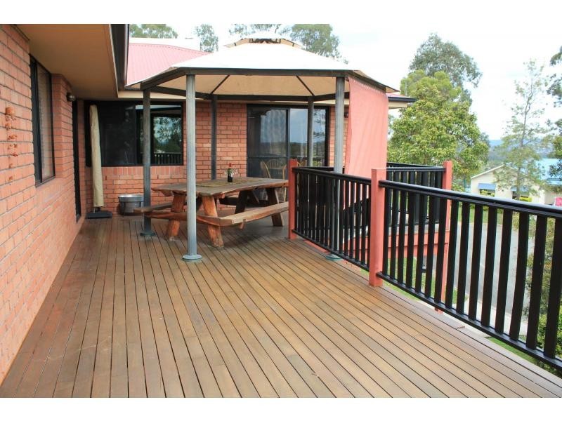 2 Satellite Court, Tanah Merah QLD 4128